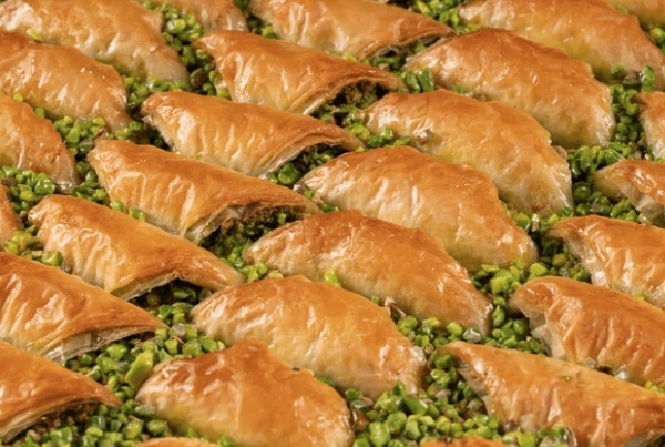 Geleneksel Tariflerle 2000 Gr Şöbiyet pasta